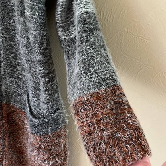 BKE Long Open Cardigan Eyelash Heavyweight Sweater Size Medium Long Sleeves - Picture 4 of 13